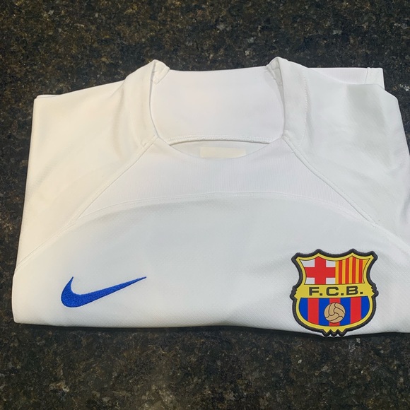 Nike FC Barcelona 2023/2024 Away White Dri-Fit Jersey Size Large New with tags - Picture 6 of 7